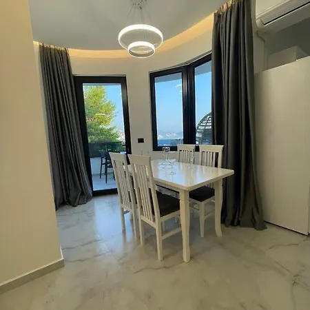 Hotel Vila Relax Sarande 4*